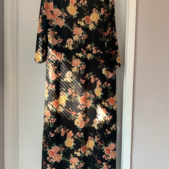 Forever 21 pretty much new!! - Picture 5 of 5